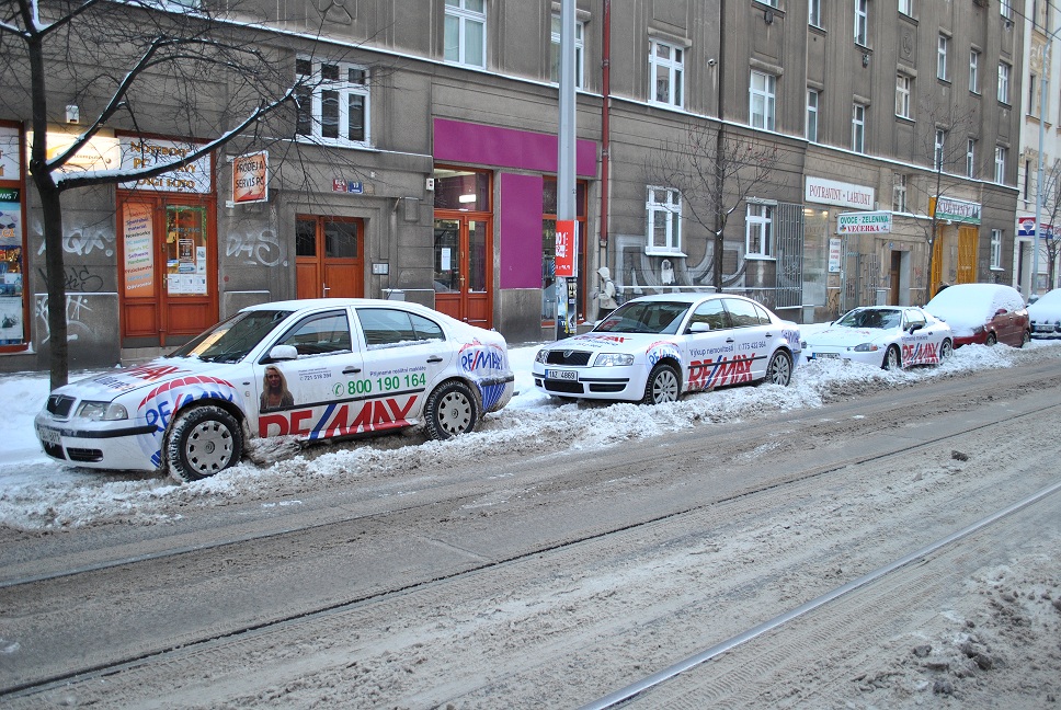 Remax auta