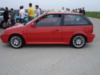 12651-1995-Suzuki-Swift.jpg