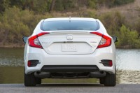 2016-Honda-Civic-Touring-rear-end.jpg
