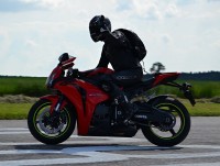 cbr-DSC_0682x.jpg