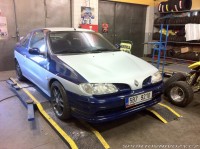 e1-renault-megane-coupe-20-16v.jpg