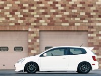 htup_0804_27_z+2004_ep3_honda_civic_si_hatchback+rear_view+vis_racing_euro_tuning_skirts_bumper_arc_splitter.jpg