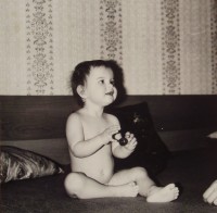 Lucy za mlada.jpg